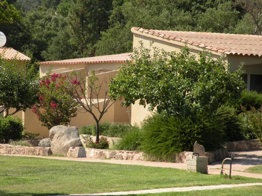 Les Jardins De Santa Giulia Hotel Porto Vecchio Esterno foto
