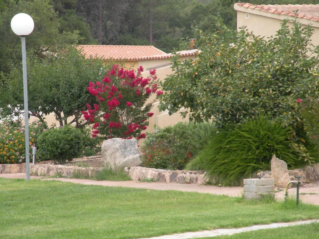 Les Jardins De Santa Giulia Hotel Porto Vecchio Esterno foto